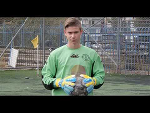 16 Years old goalkeeper