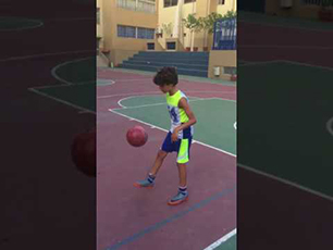 Juggling 7 mns non stop- 10 years old player