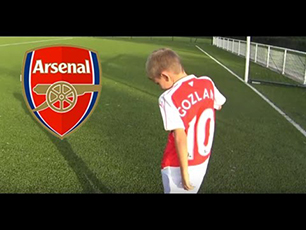 9 years old Arsenal player - Crazy skills